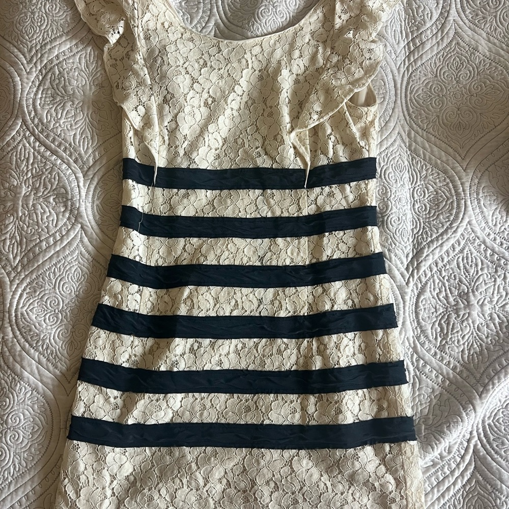 BCBGMaxAzria Cream Lace Dress